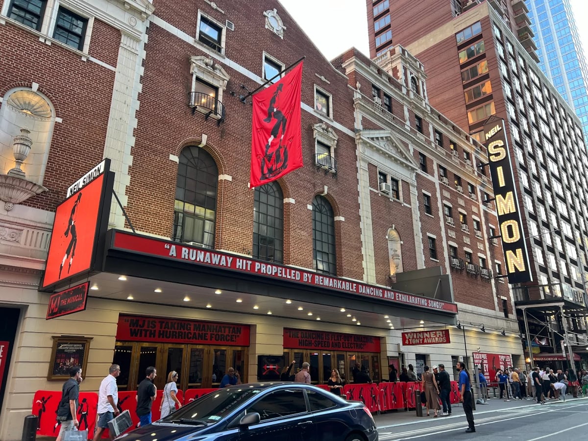 Neil Simon Theatre