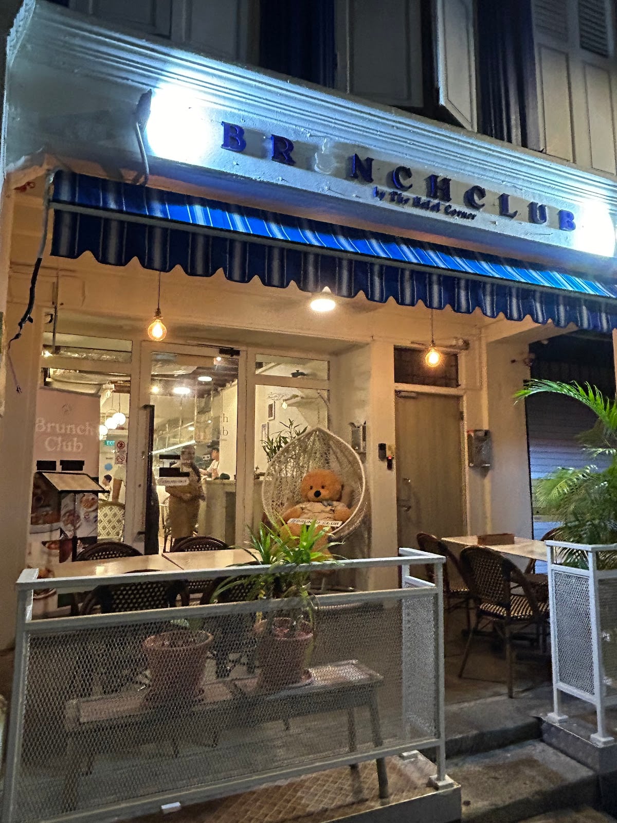 Brunch Club by The Halal Corner