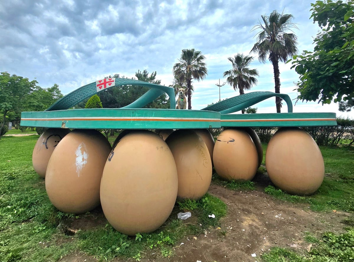 "Flip-flops on eggs"