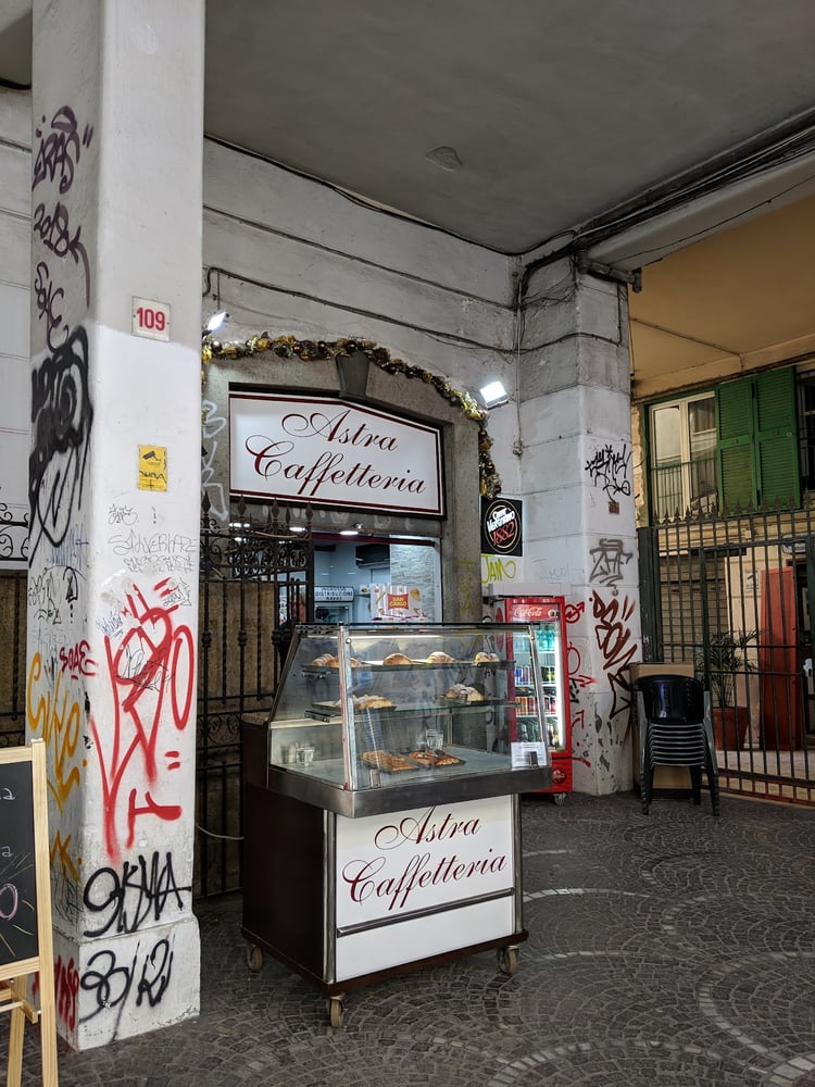 Bar Astra — Naples