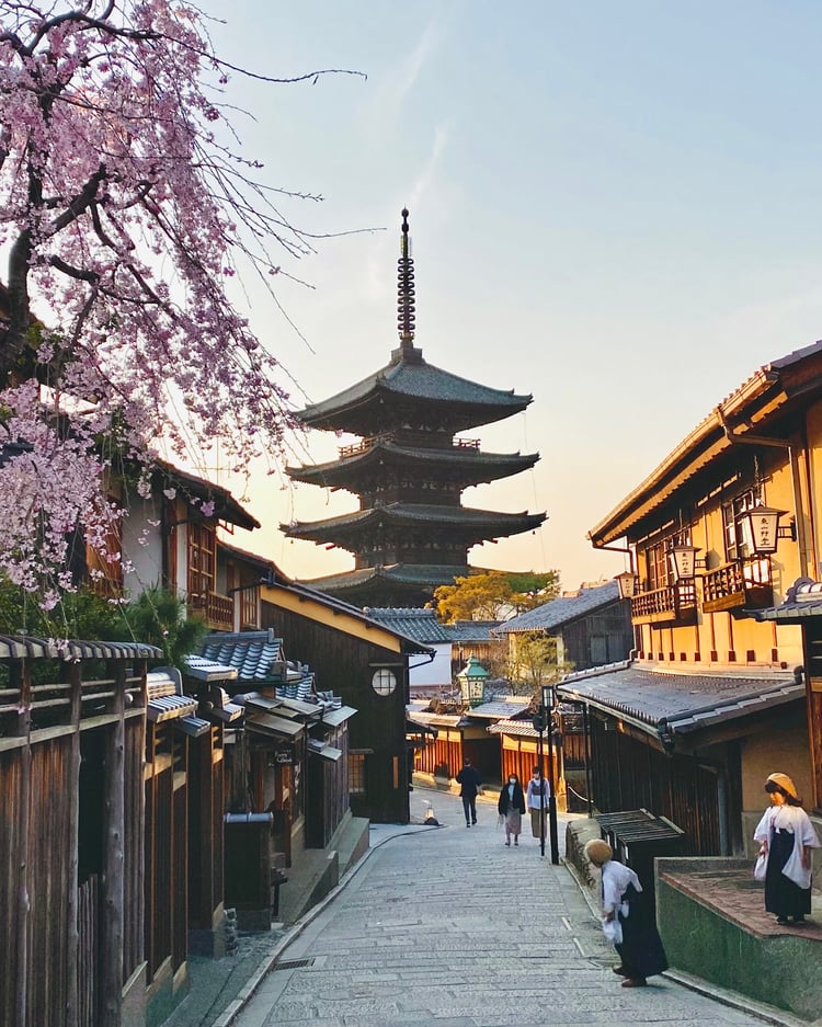 Sannenzaka — Kyoto