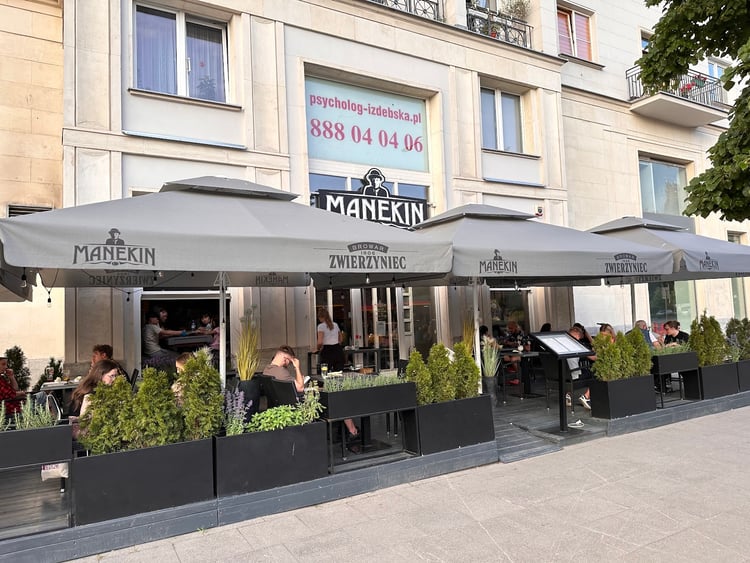 Manekin — Warsaw