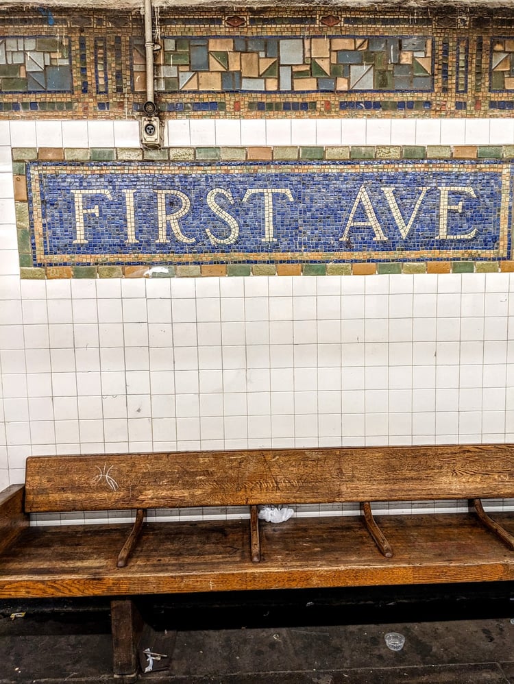 1 Av — New York