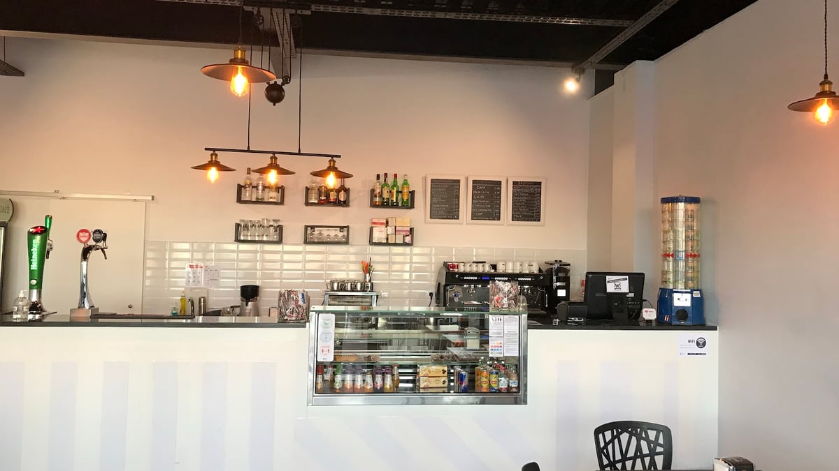 Ar mar o cafe
