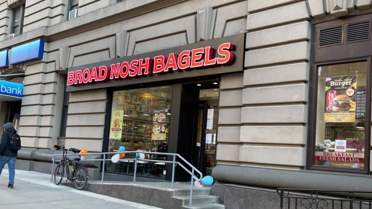 Broad Nosh Bagels Deli & Catering — New York