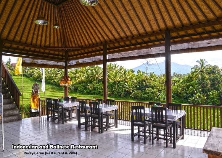 Warung Ravaya Arim And Villa Tengah Sawah — Bali