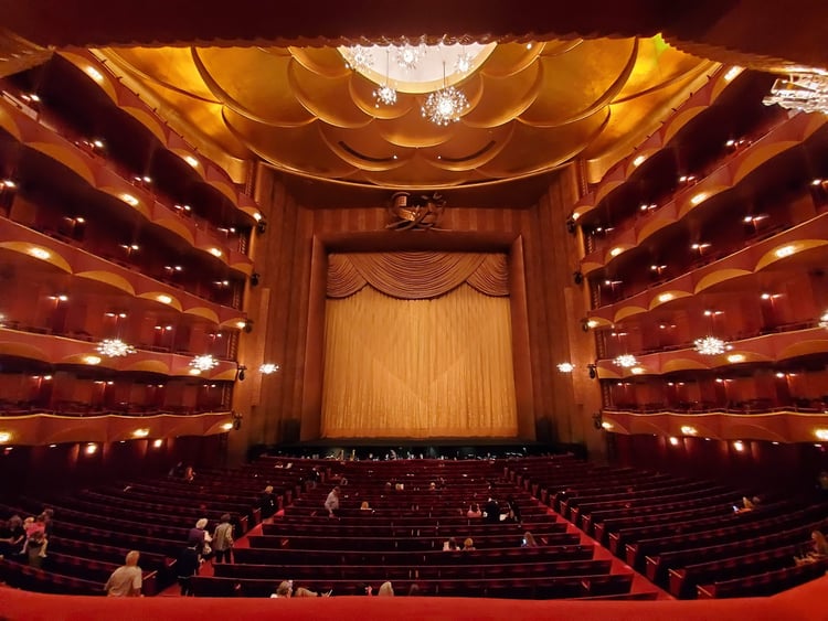 Metropolitan Opera House — New York