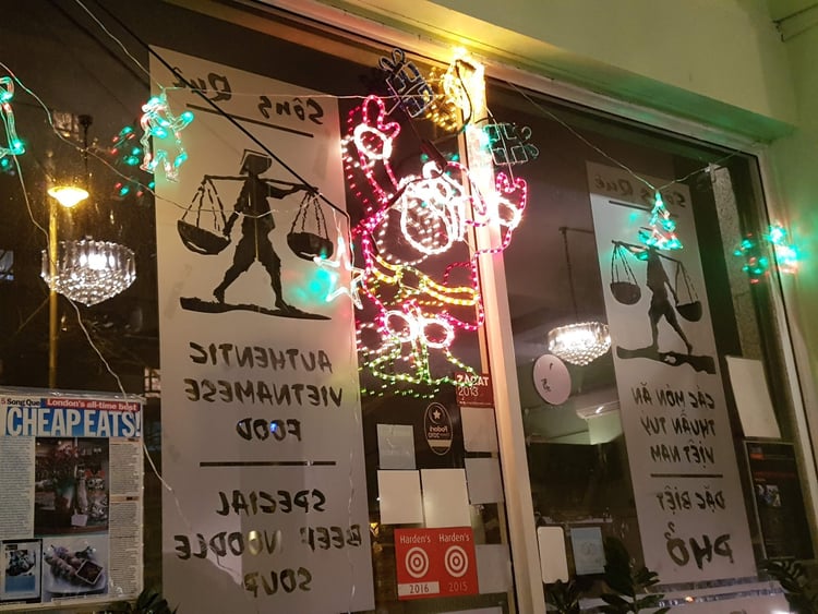 Sông Quê Café — London
