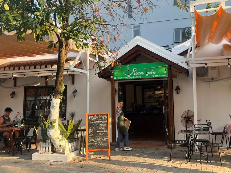 Puna Specialty Coffee & Eatery — Da Nang