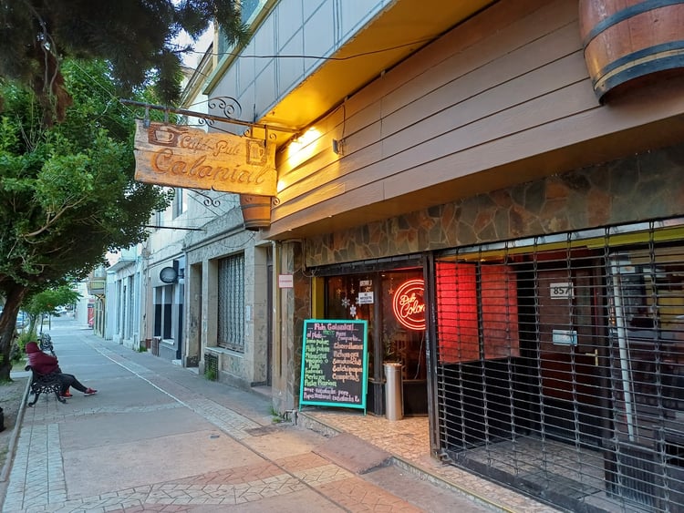 Pub Colonial — Punta Arenas